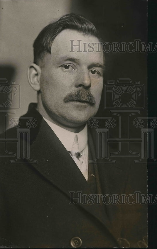 1920 Press Photo Joseph W. Olson, Business Agent, Hower & Cerail Mill - Historic Images