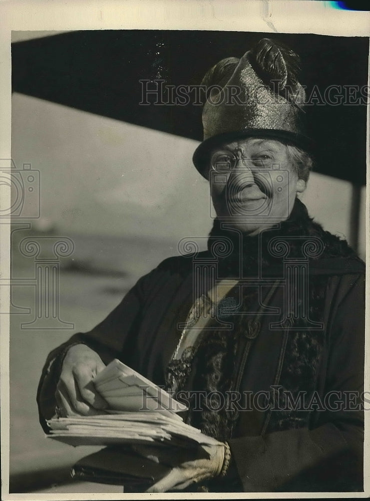 1928 Mrs Katherine Osborne "good angel" of Boston Students Union - Historic Images