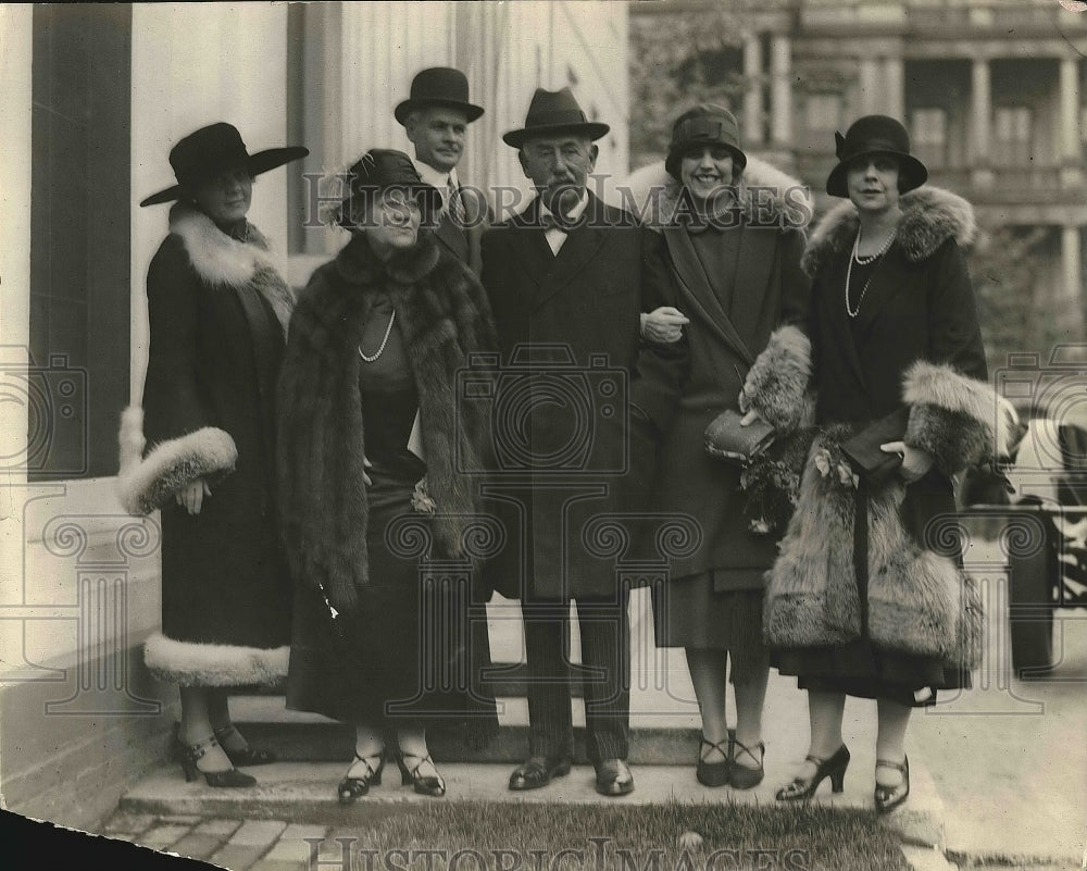 1924 Press Photo Prominent New Yorker at the White House pay respect to Pres. - Historic Images