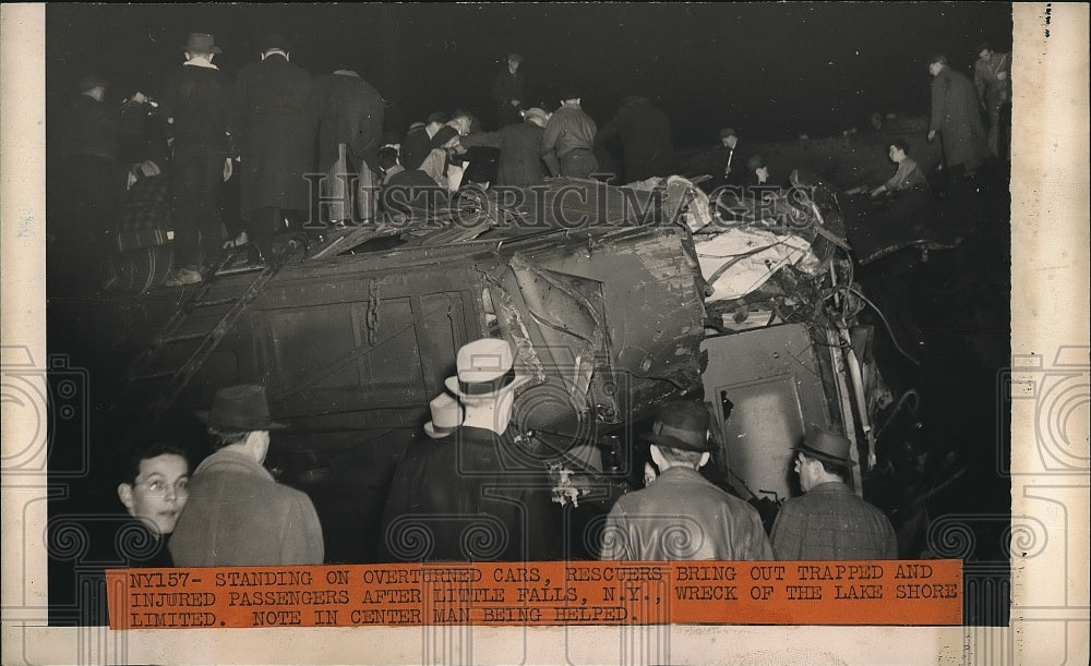 1940 Accident Overturned Cars Trapped Passengers  - Historic Images