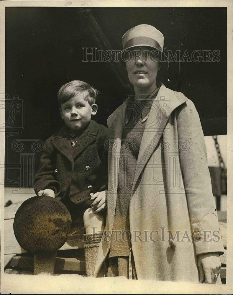 1926 Mrs. K. Wheeler, Sculptor, William Wheeler  - Historic Images
