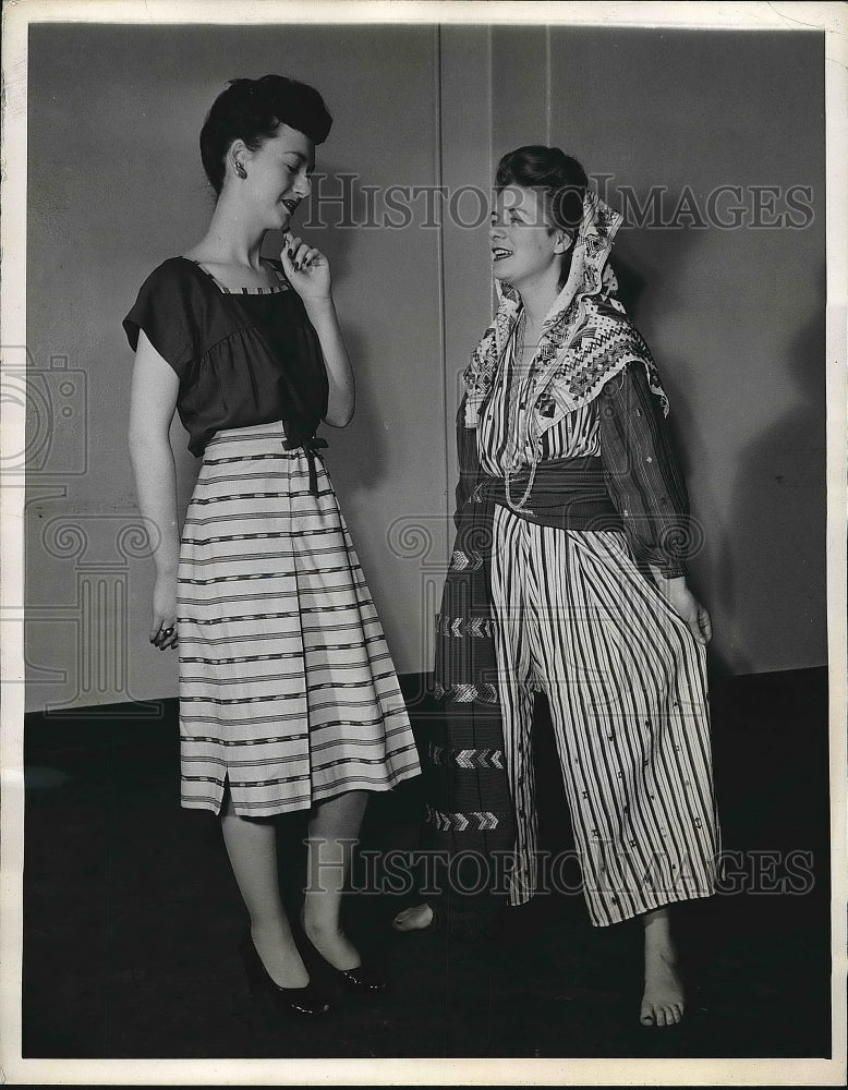 1944 LA. Calif. Nell Boer & Isobel MacPhail model summer dresses - Historic Images