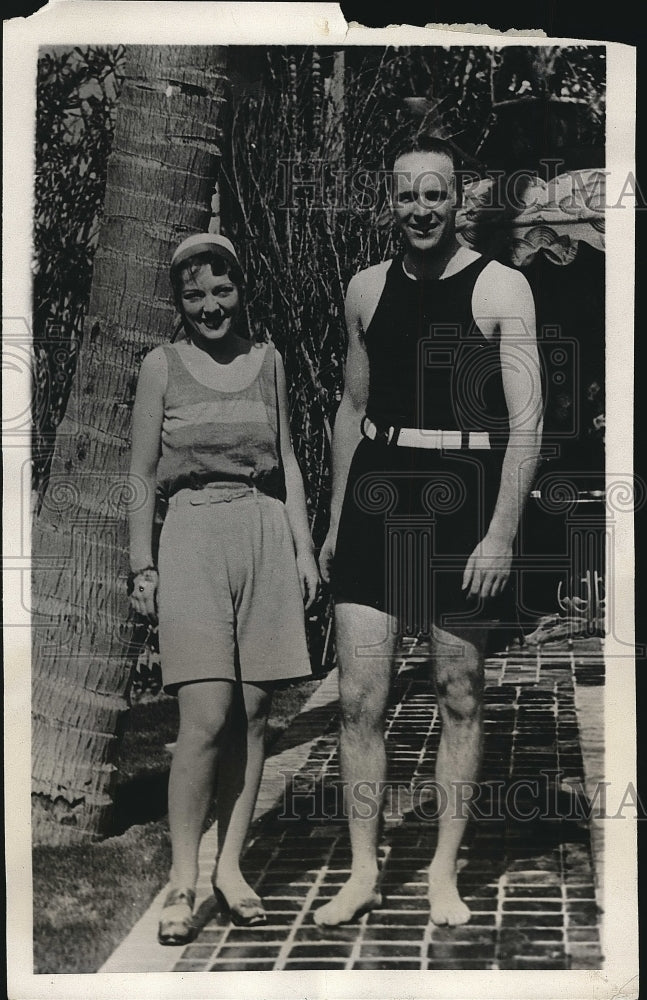 1929 Mr &amp; Mrs Theodore Schaeffer at Palm Beach, Fla.  - Historic Images