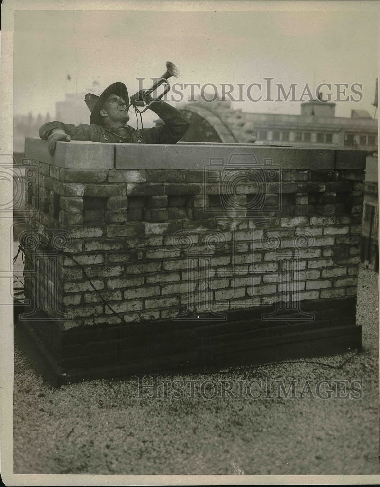 1927 MacDraft, Chimney Sweeper  - Historic Images