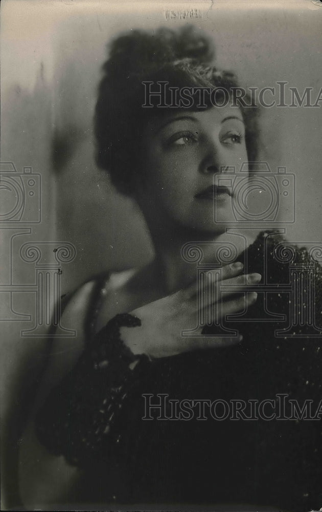 1920 Press Photo Actress Dolly Lewis - nea78833 - Historic Images
