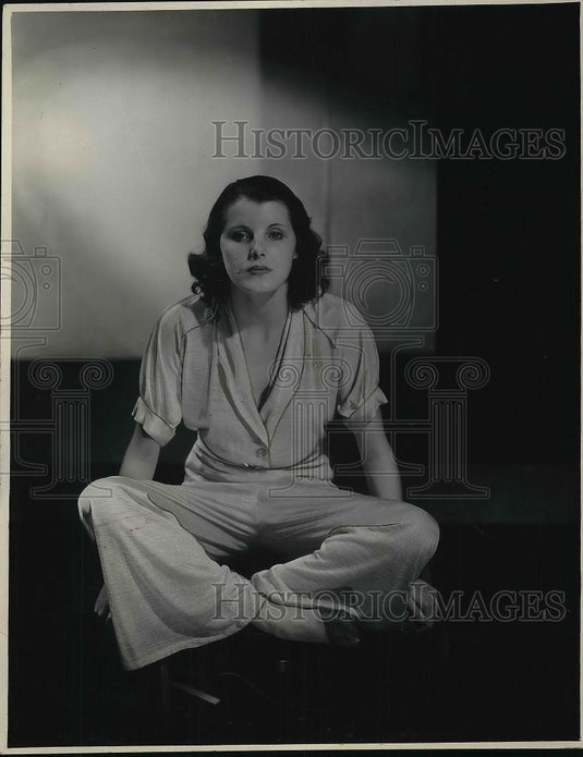1933 Model wearing full length pajamas  - Historic Images