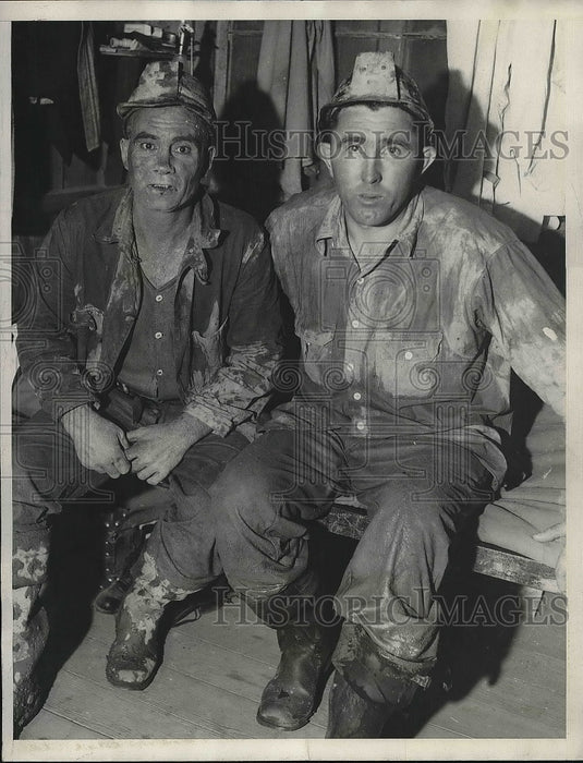 1932 Press Photo George Stephenson and Tom Keaney rescued miners in California - Historic Images