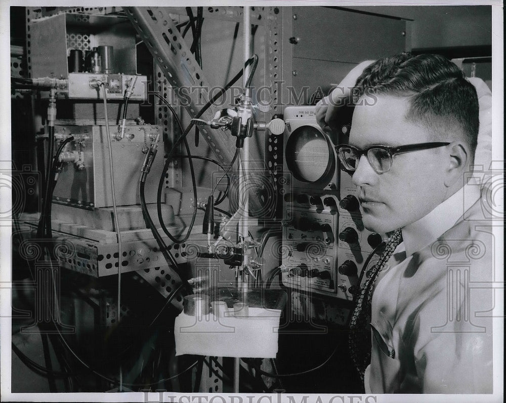 1961 Dr.George Alers, Physicist at the Ford Scientific Laboratory. - Historic Images