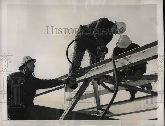 1941 Construction Begins On New Military Aircraft Factories - Historic Images
