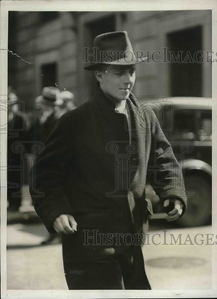 1931 james D. Evans Following questioning  - Historic Images