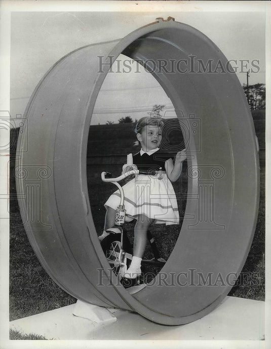 1960 Press Photo Tricia Connor Akron Ohio Firestone Steel Products Company - Historic Images