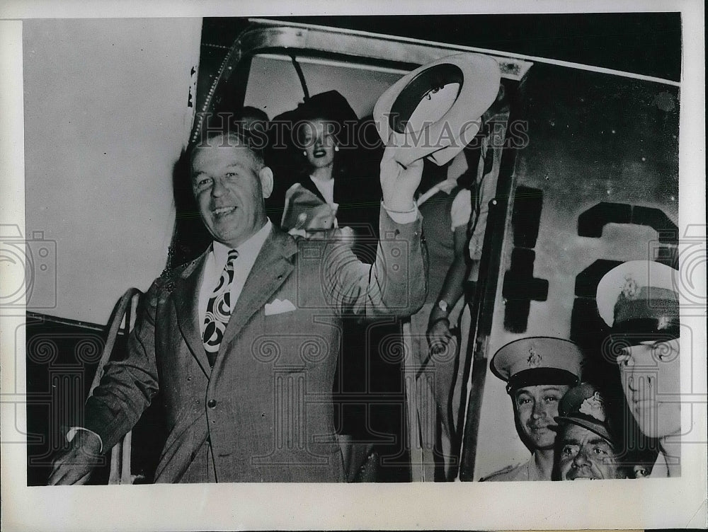 1947 Dwight Griswold Arrives in Athens  - Historic Images