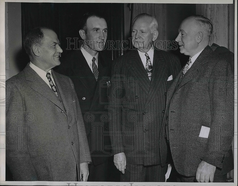 1946 Sen. Elmer Thomas, John Knoop, Lawrence Lakefield  - Historic Images