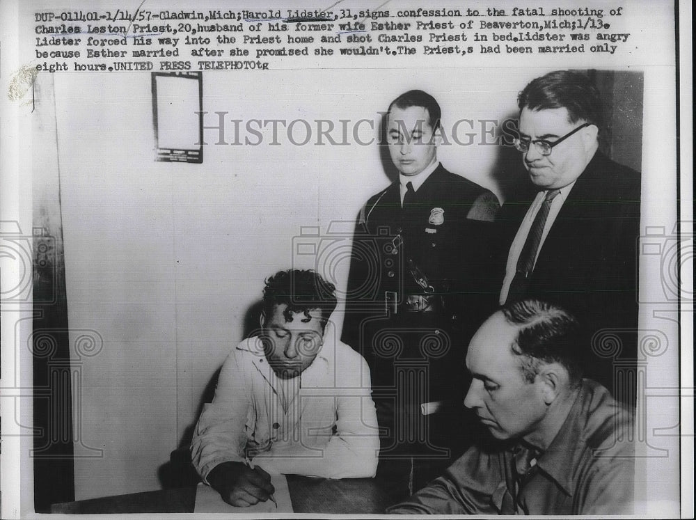 1957 Press Photo Harold Lister Signs Confession to Shooting of Charles Leston-Historic Images