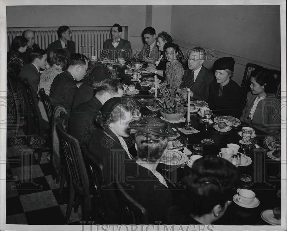 Fancy Dinner Of Businessmen Businesswomen  - Historic Images