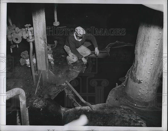 1942 Newport News Virginia First Officer Bennett Heblack SS Malay - Historic Images