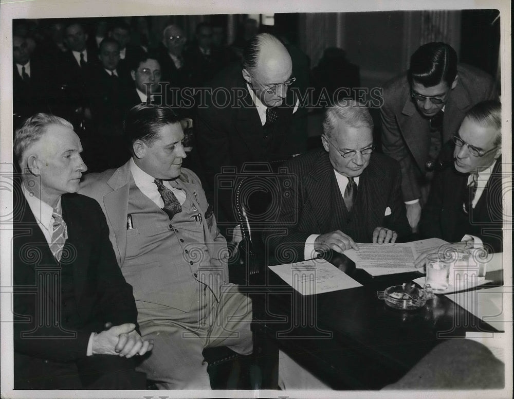 1938 Press Photo Dallas Williams, Charles Lannins, Franklin Smith at meeting - Historic Images