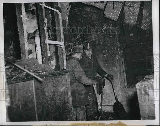 1950 Rubble After Fire at Baltimore Hotel in Chicago  - Historic Images