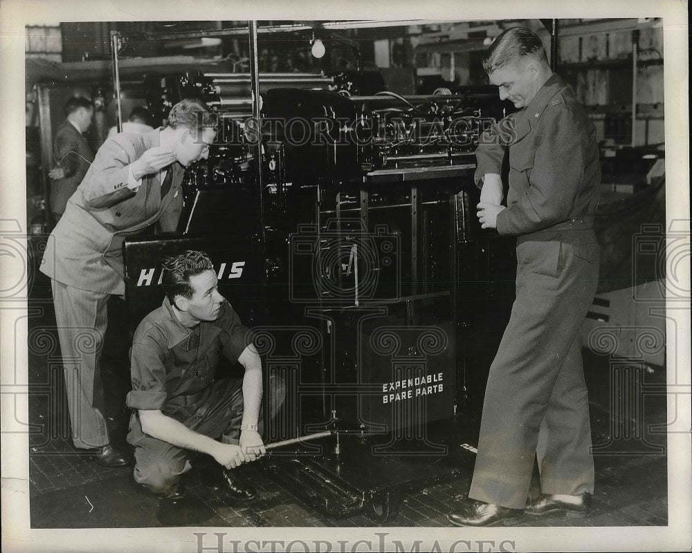 1951 Press Photo Dayton Press Stripped Harris Soybold - nea81162 - Historic Images