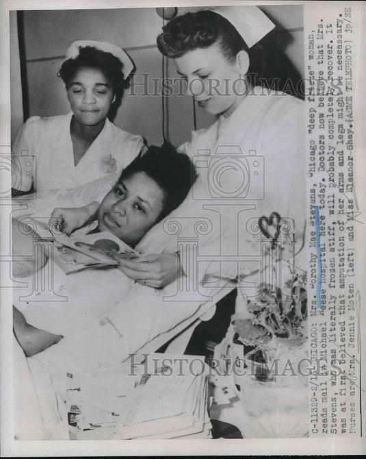 1951 Press Photo Mrs. Dorothy Mae Stevens, Chicago Deep Freeze Lady - Historic Images