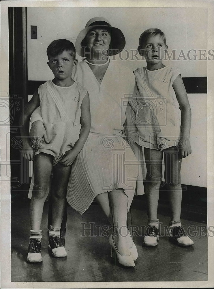 1932 Press Photo Mrs. Helen Donovan Patrick, Peyton, Jr., Edward - nea81287 - Historic Images