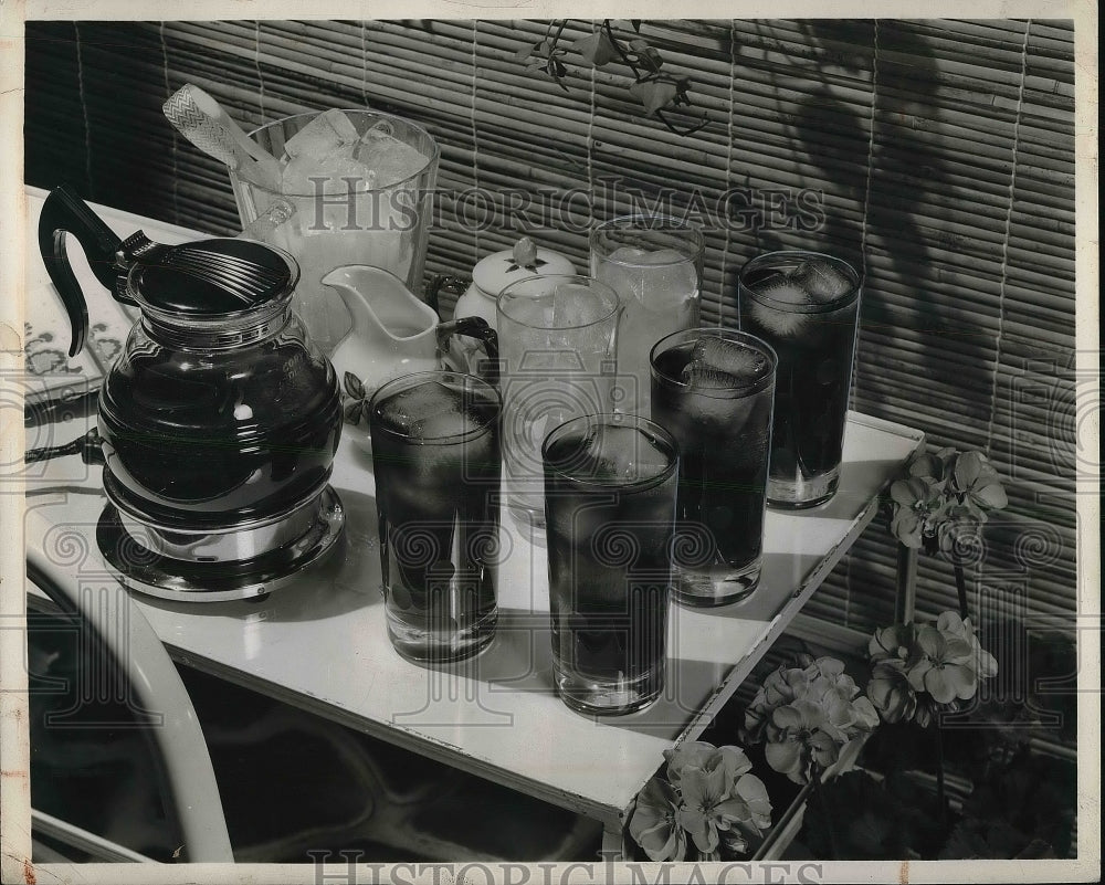 1948 Press Photo Glasses of Ice Coffee on Display - Historic Images