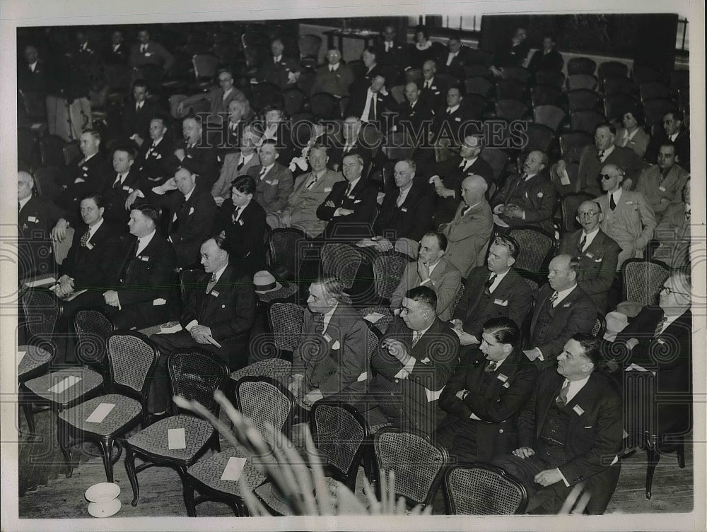 1937 Press Photo Real Estate Convention in Biltmore Hotel in New York City-Historic Images