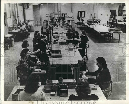 1941 Assembly Line Scene  - Historic Images