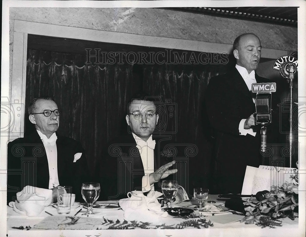 1941 Press Photo US Amb to Russia Wm Bullitt at Overseas Press Club - nea82046 - Historic Images