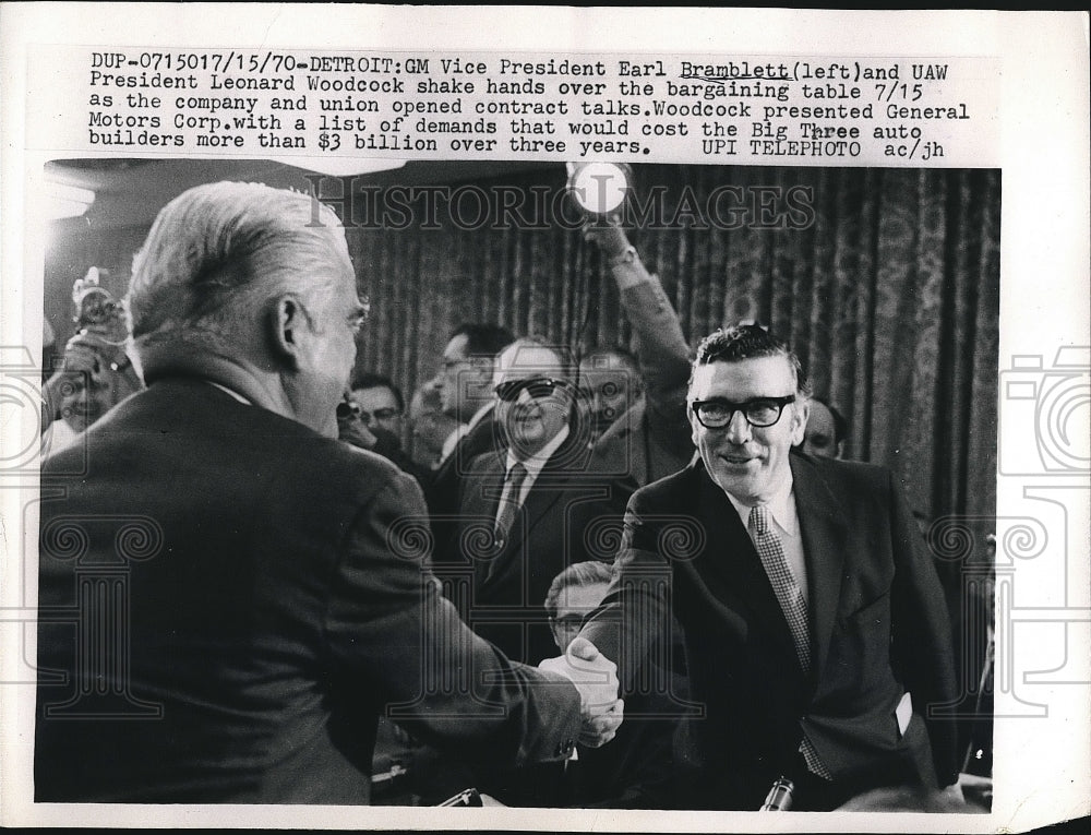 1970 GM VP Earl Bramblett & UAW pres. Leonard Woodcock  - Historic Images