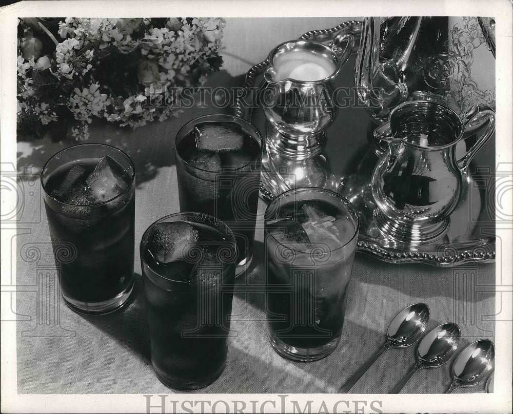 1950 Serving set for iced drinks on display  - Historic Images