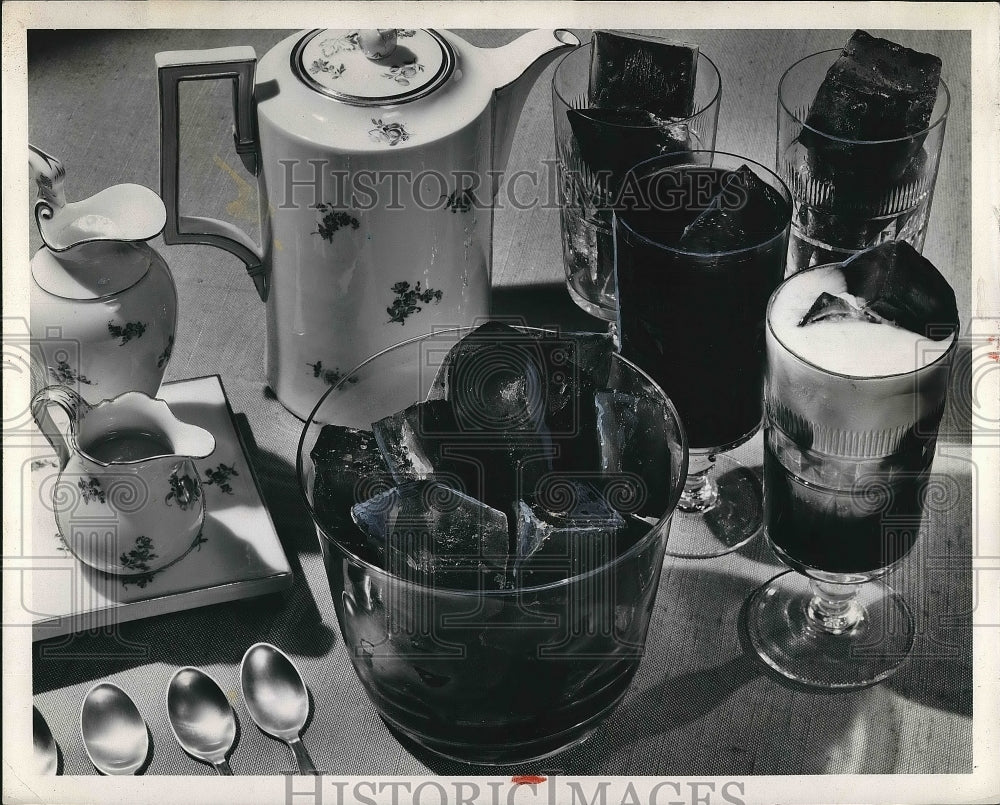 1953 Serving set for iced coffee drinks on display  - Historic Images