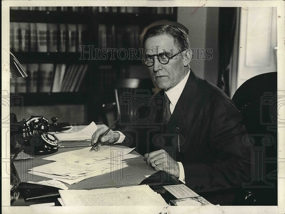 1931 Press Photo US Treasurer Major William Woods at Desk - nea82108 - Historic Images