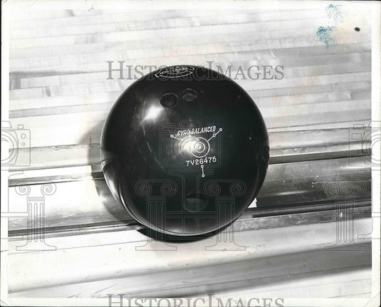 1968 A bell that is gyro balanced on display  - Historic Images