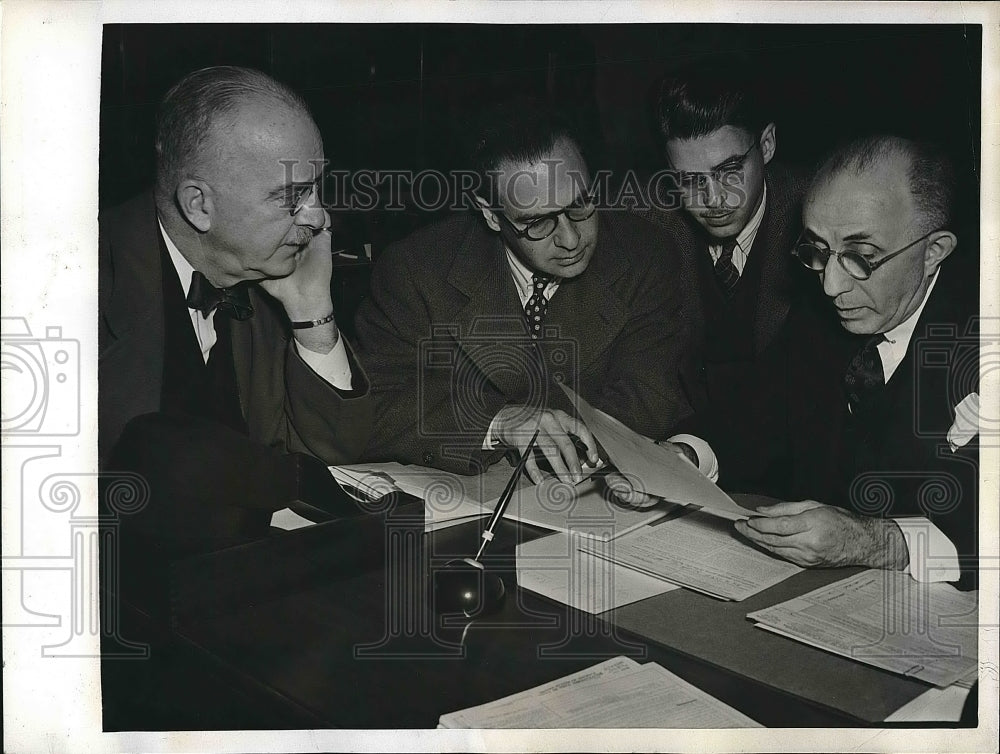 1943 Press Photo Edwin Dillion, Paul H. Whitehead, Howard Woolf, Aaron Kruskal - Historic Images