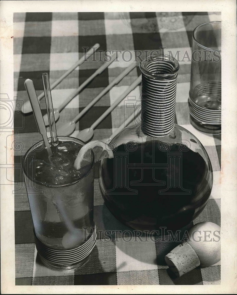 1946 Summer Drinks Display by Seymour Maddox  - Historic Images
