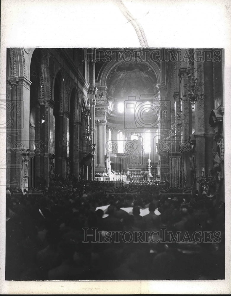 1943 Press Photo Naples Cathedral Thanksgiving Services - Historic Images