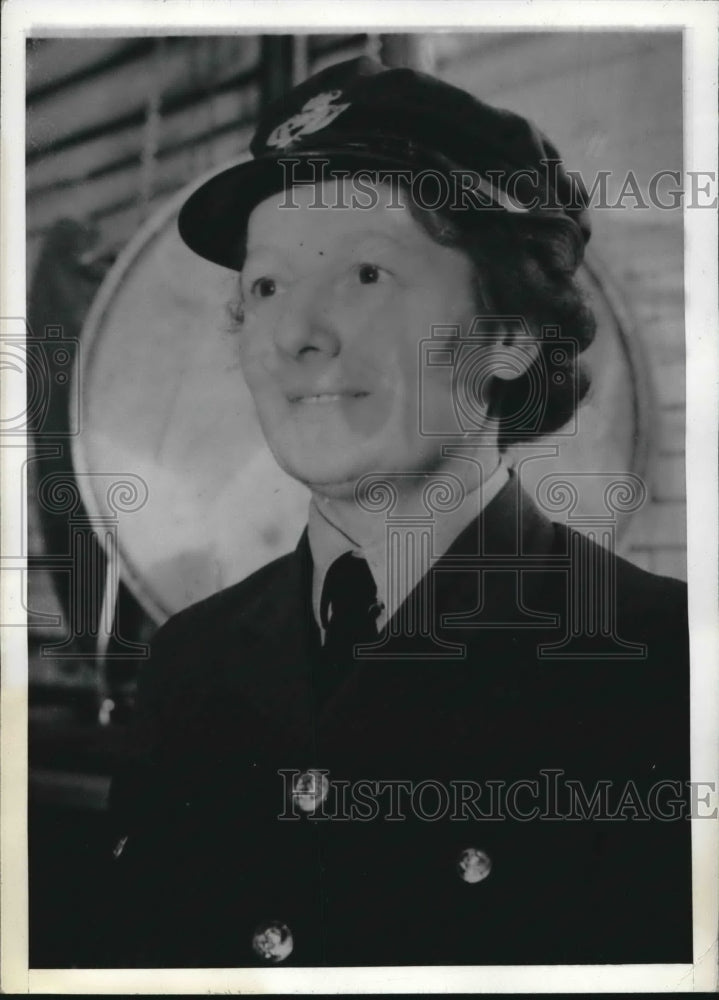 1943 Press Photo Lucy Jane Lillie British WAAF Cook Warrant Officer - nea82620 - Historic Images