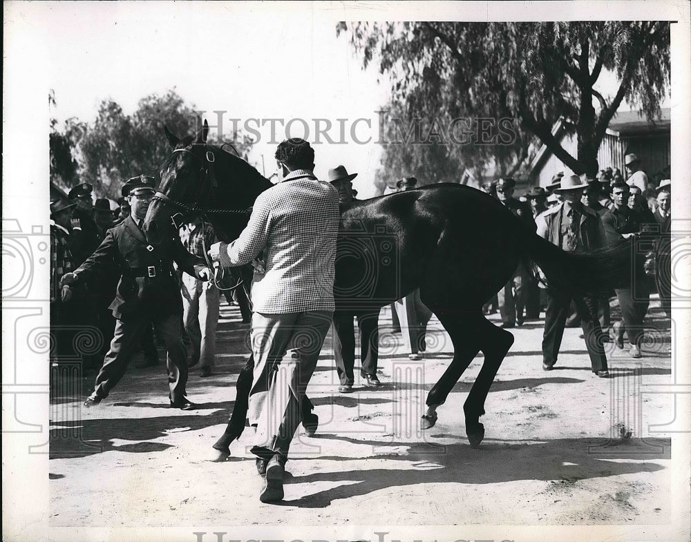 1946 Press Photo Santa Anita Race Track Bill Boone Horse EF Clark Jockey - Historic Images