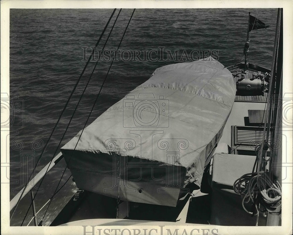 1941 Fiberglas Tarpaulin, John H. Wells Inc. ,Powel Crosley, Jr Boat - Historic Images
