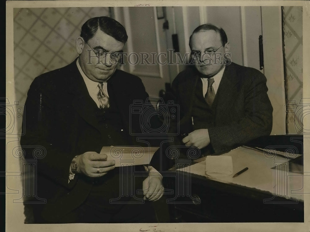 1934 Fred Keightly, Dr. W. M. Leiserson  - Historic Images