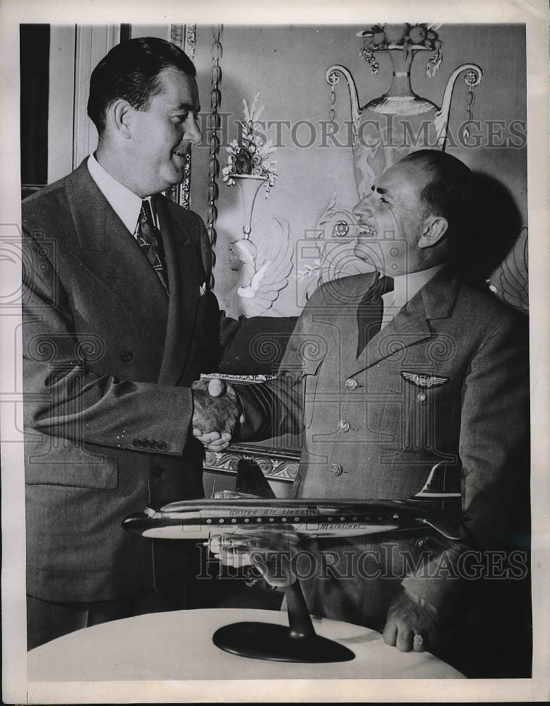 1945 Capt. E. Hamilton Lee and Fen Robert Hannegan  - Historic Images