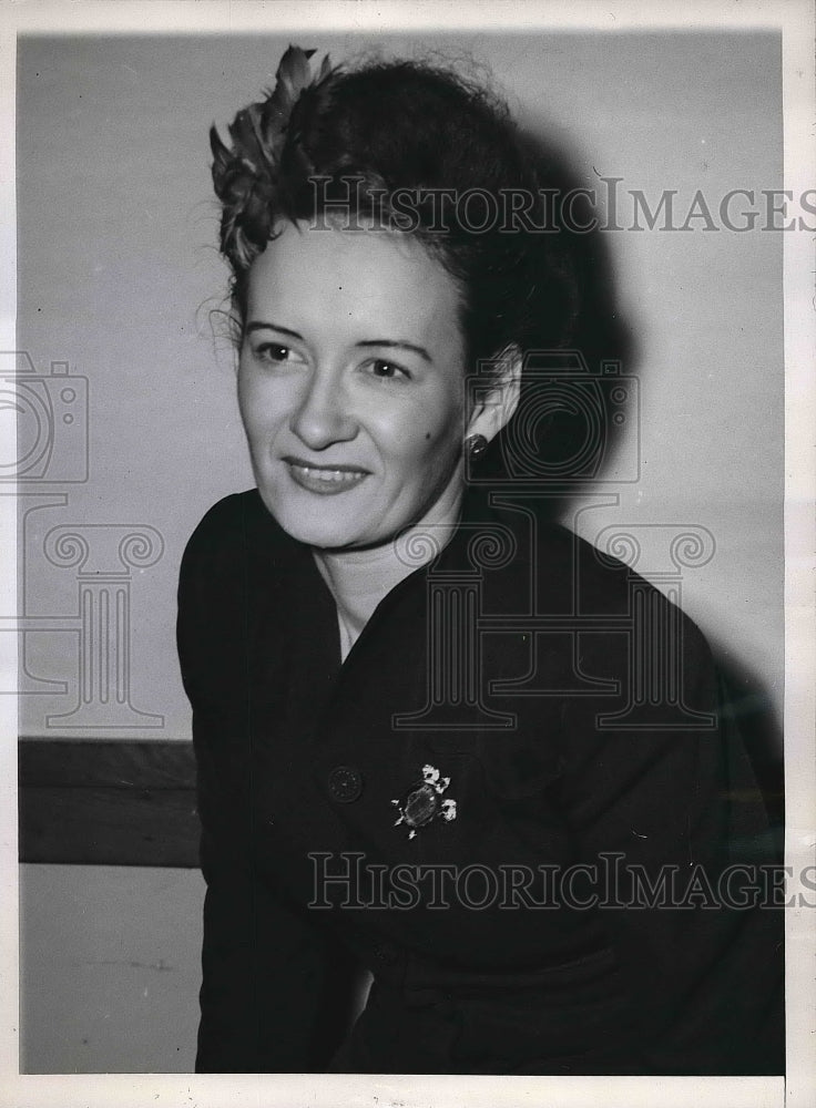 1945 Press Photo Chicago, Ill. Mrs Beulah Leggitt at divorce court - nea83263 - Historic Images