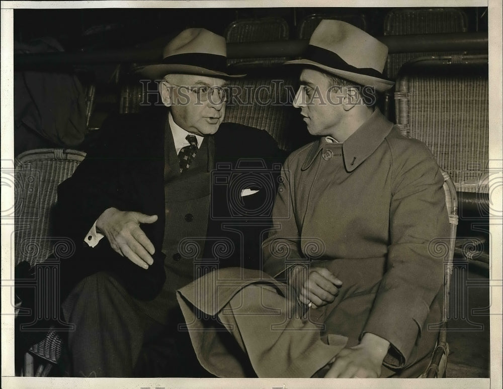 1938 Race plans with Jockey J. Gilbert and horse owner Jerome - Historic Images