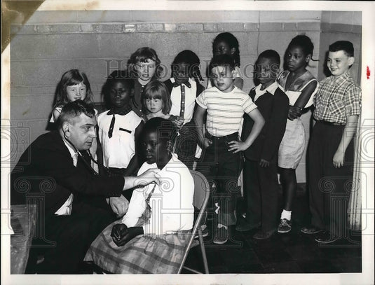 1960 East End Neighborhood Children Getting Cleared for Cleveland - Historic Images
