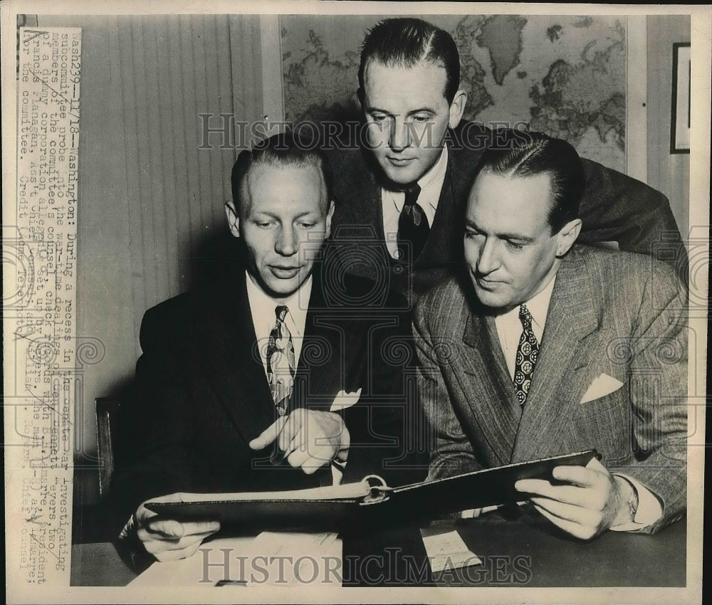 1947 Press Photo Senate War Investigating Subcommittee Members Taking Break - Historic Images