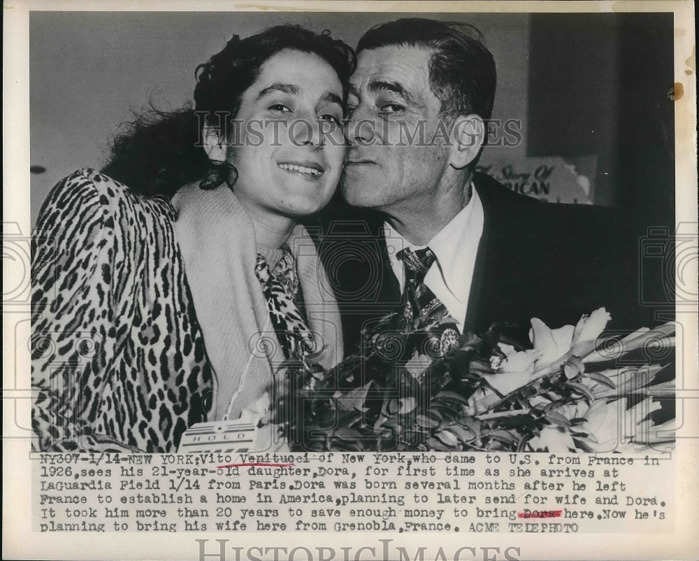 1949 Immigrant Vito Venitucci Seeing Daughter Dora for First Time - Historic Images