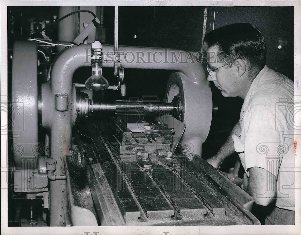 1957 Ray Loeblein Thread Grinder At Sterling Company  - Historic Images