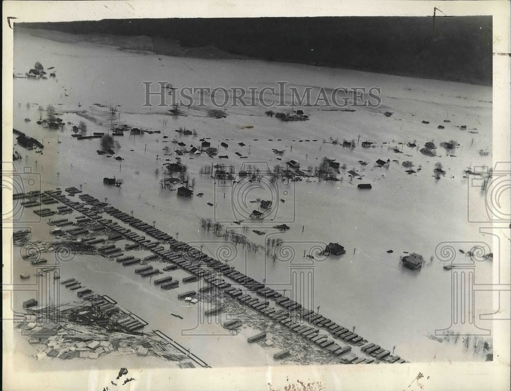 1936 Press Photo Over the head view a floodsite in Maryland - nea83830 - Historic Images