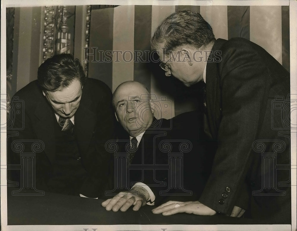 1941 Press Photo Rep. John McCormack,Speaker Rayburn &amp; Rep. Pat Boland - Historic Images